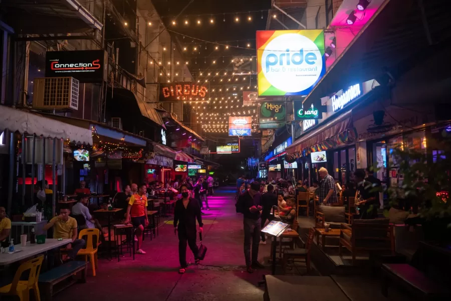 Hugs Bar Bangkok